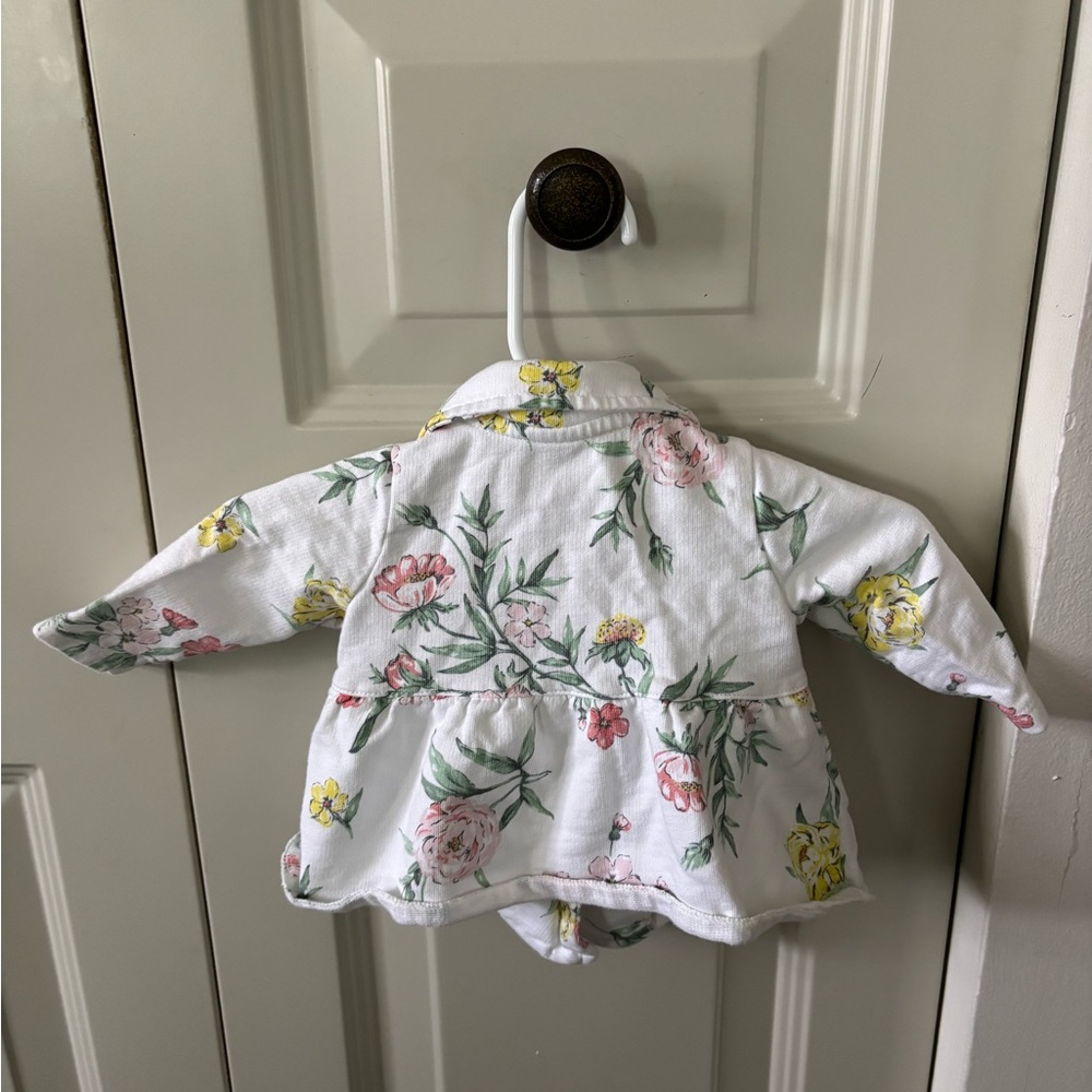 Assorted Baby Clothing Set - Picture 8 of 11